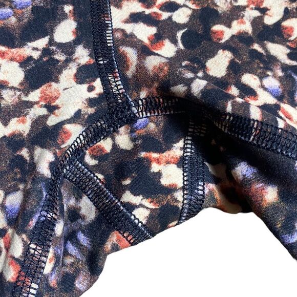 Lululemon invigorate high rise tight  motion flux multi gym workout - Picture 5 of 7